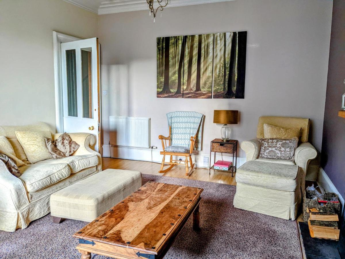 Huge 4 Bed Apt - Perfect Base To Explore The Borders Jedburgh Exterior foto