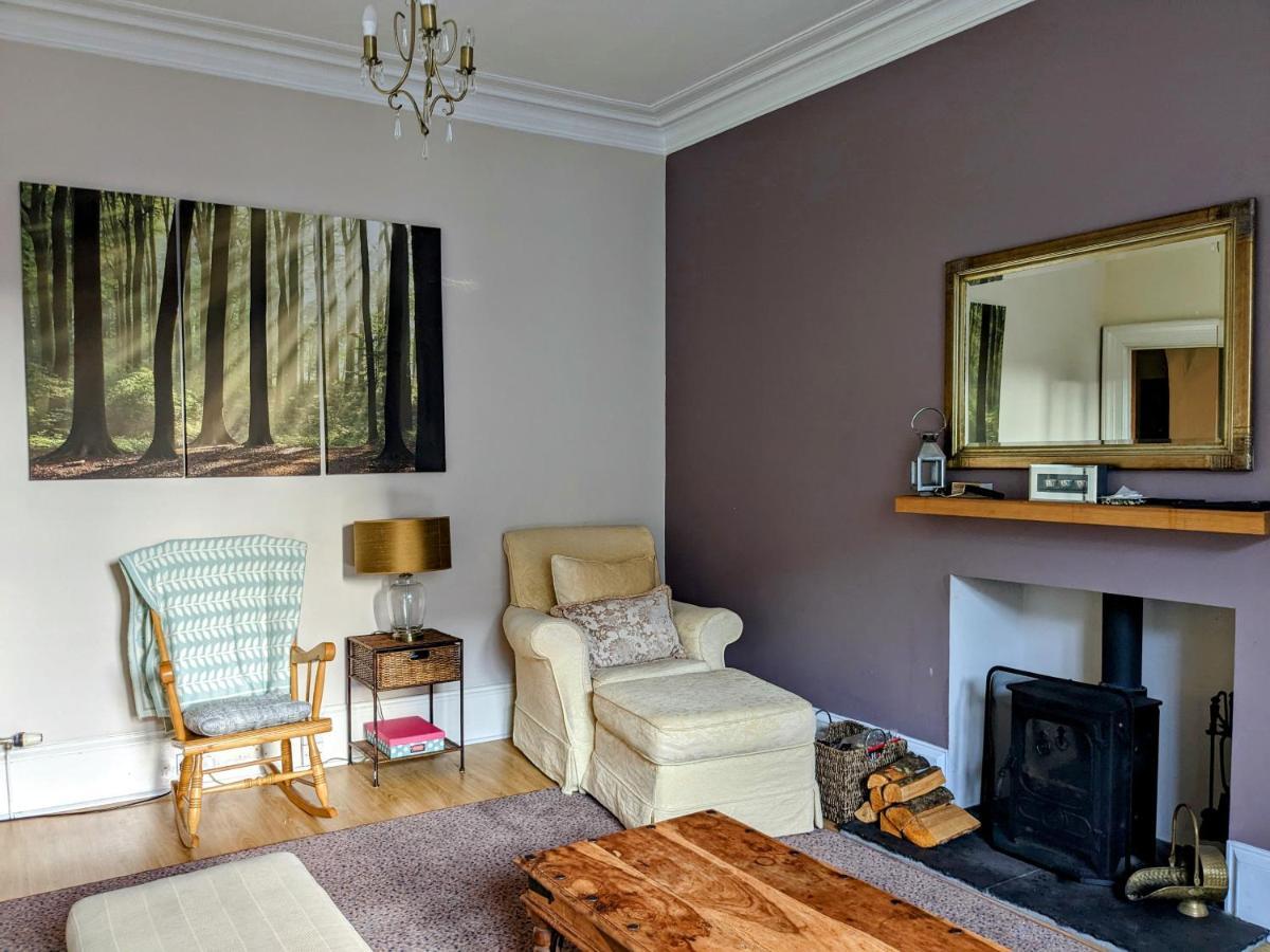Huge 4 Bed Apt - Perfect Base To Explore The Borders Jedburgh Exterior foto