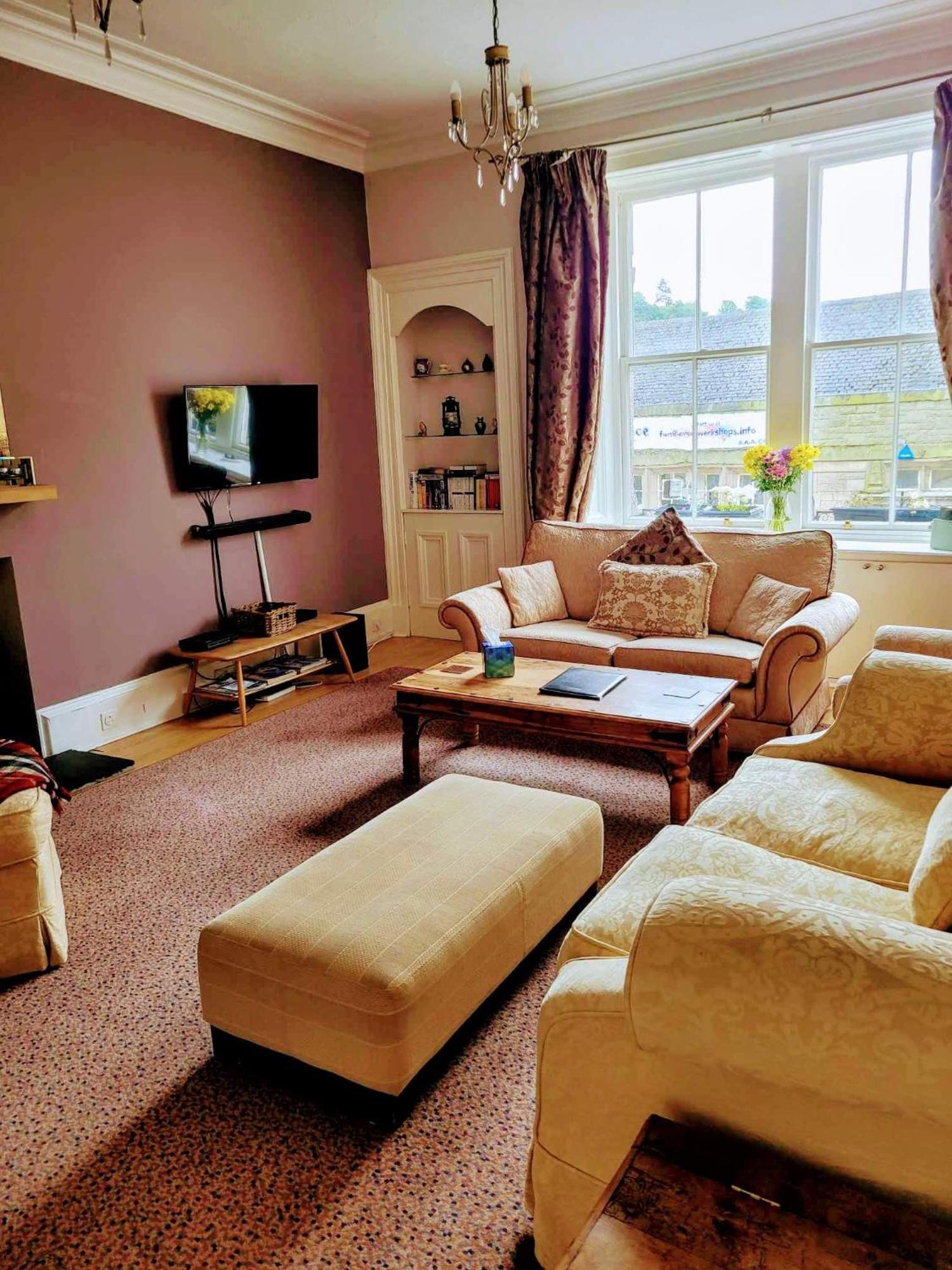 Huge 4 Bed Apt - Perfect Base To Explore The Borders Jedburgh Exterior foto